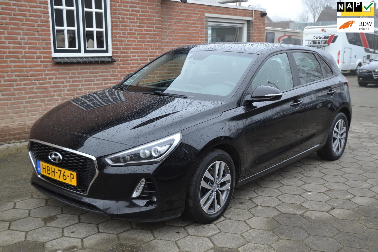 Hyundai i30 - 1.0 T-GDI First Edition - Airco - navi+camara - Cruise control - Lm.Velgen - Parkeersensor - AutoWereld.nl