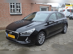 Hyundai i30 - 1.0 T-GDI First Edition - Airco - navi+camara - Cruise control - Lm.Velgen - Parkeersensor