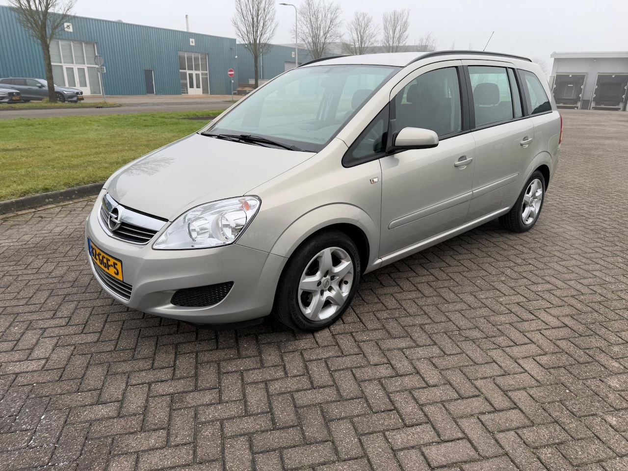 Opel Zafira - 1.6 Business 1.6 Business - AutoWereld.nl