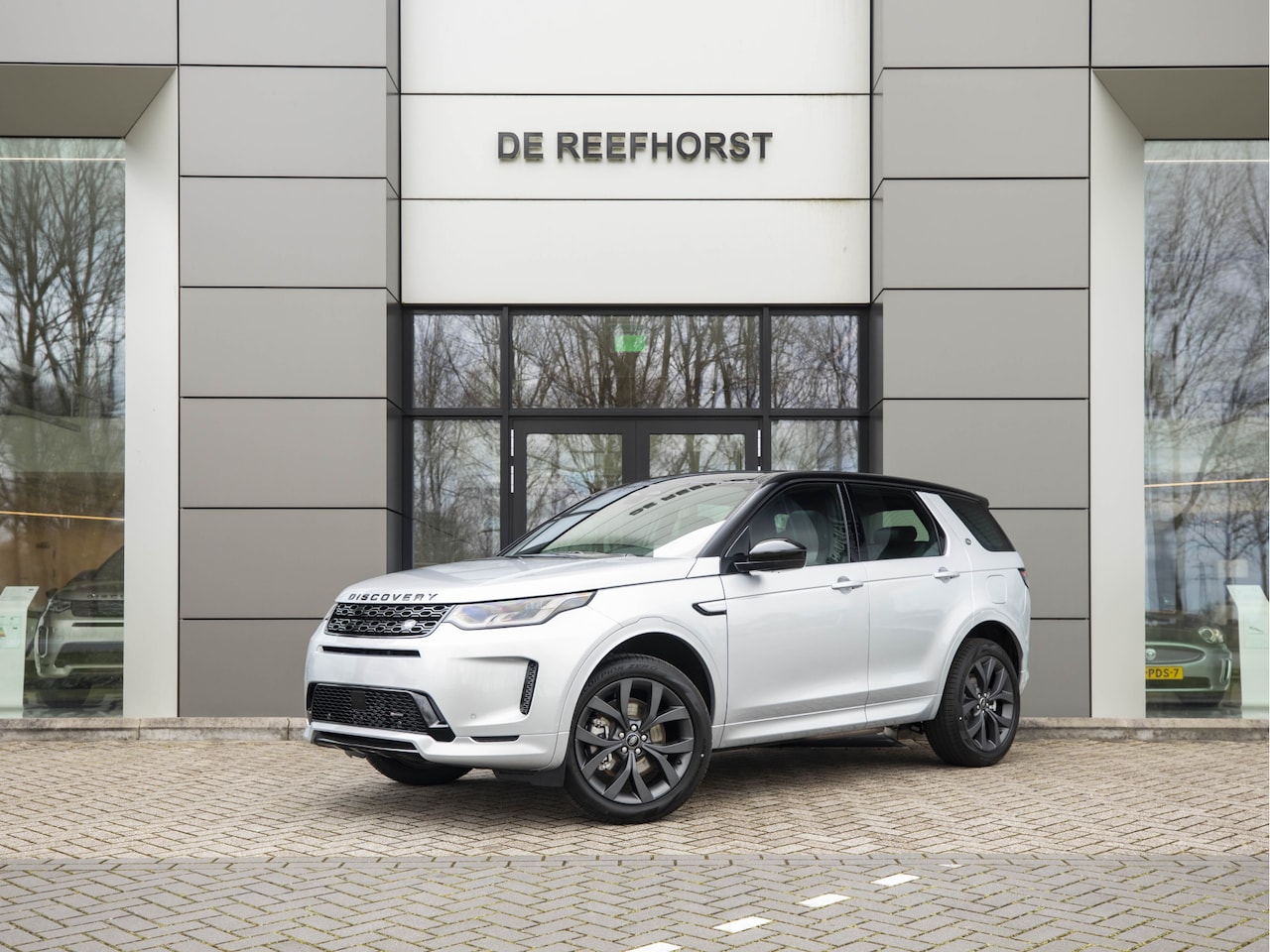 Land Rover Discovery Sport - P300e R-Dynamic SE | Interactive Driver Display | Panoramadak | - AutoWereld.nl