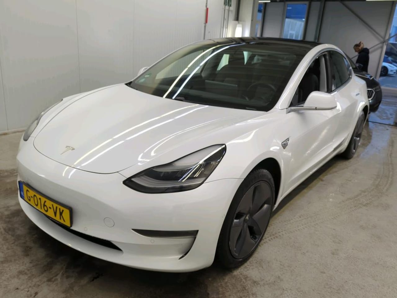 Tesla Model 3 - Long-Range AWD 351pk 75 kWh [ AUTOPILOT+620KM WLTP+PREMIUM AUDIO ] - AutoWereld.nl