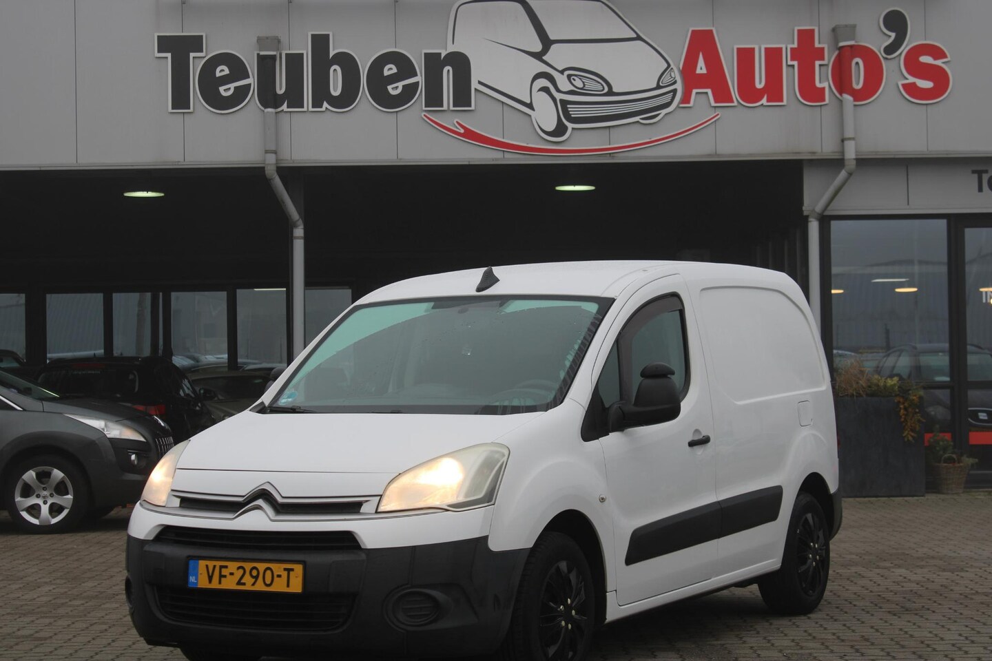 Citroën Berlingo - 1.6 e-HDI 500 Club Economy Airco, Elektrische ramen, Rechter zijdeur, Trekhaak - AutoWereld.nl