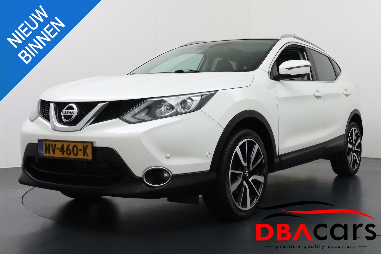 Nissan Qashqai - 1.2 Tekna + 360 camera Leder Automaat trekhaak Panorama - AutoWereld.nl