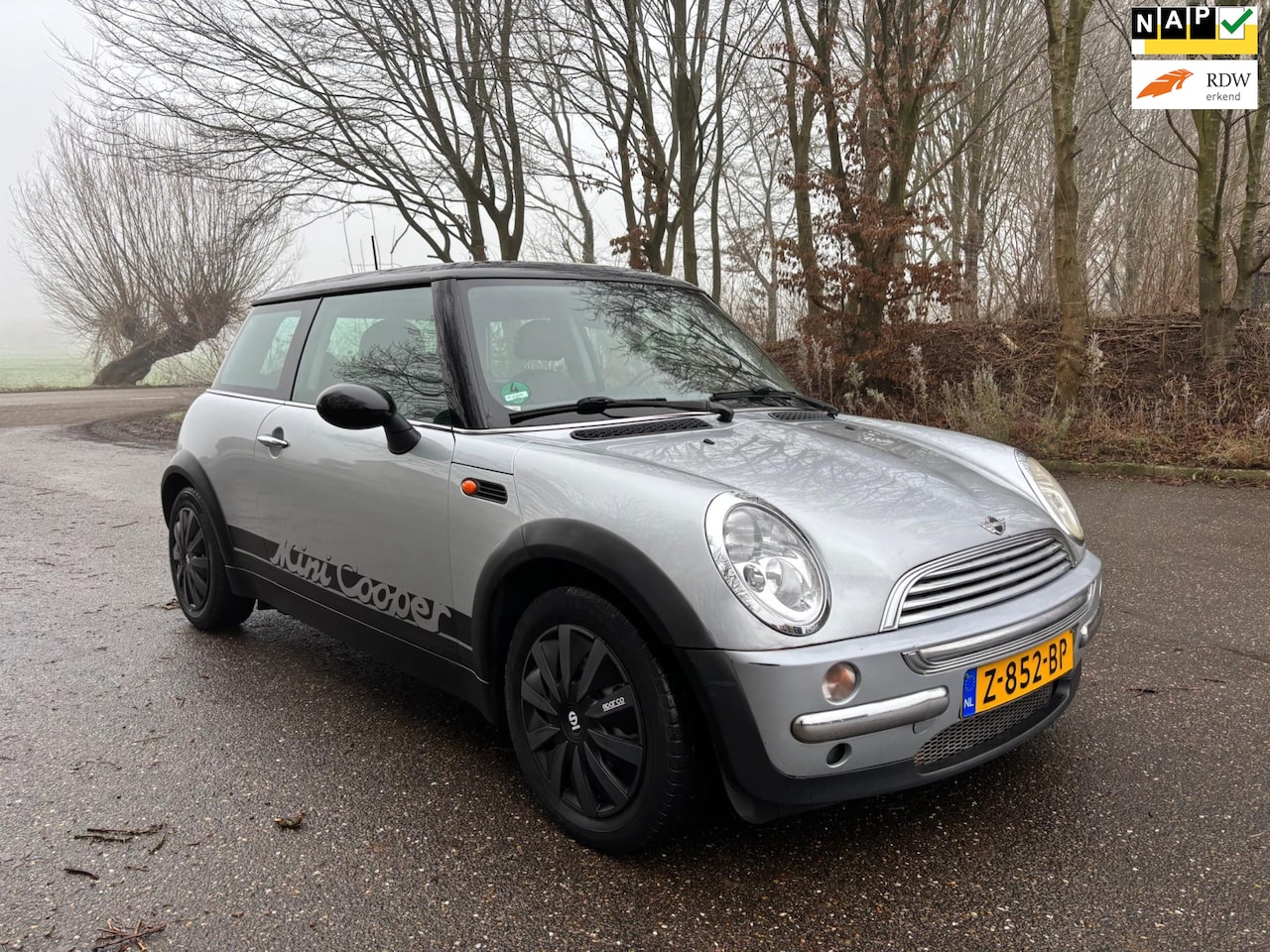 MINI Cooper - Mini 1.6 Chili | Airco | Pano dak | APK 01-2026 - AutoWereld.nl