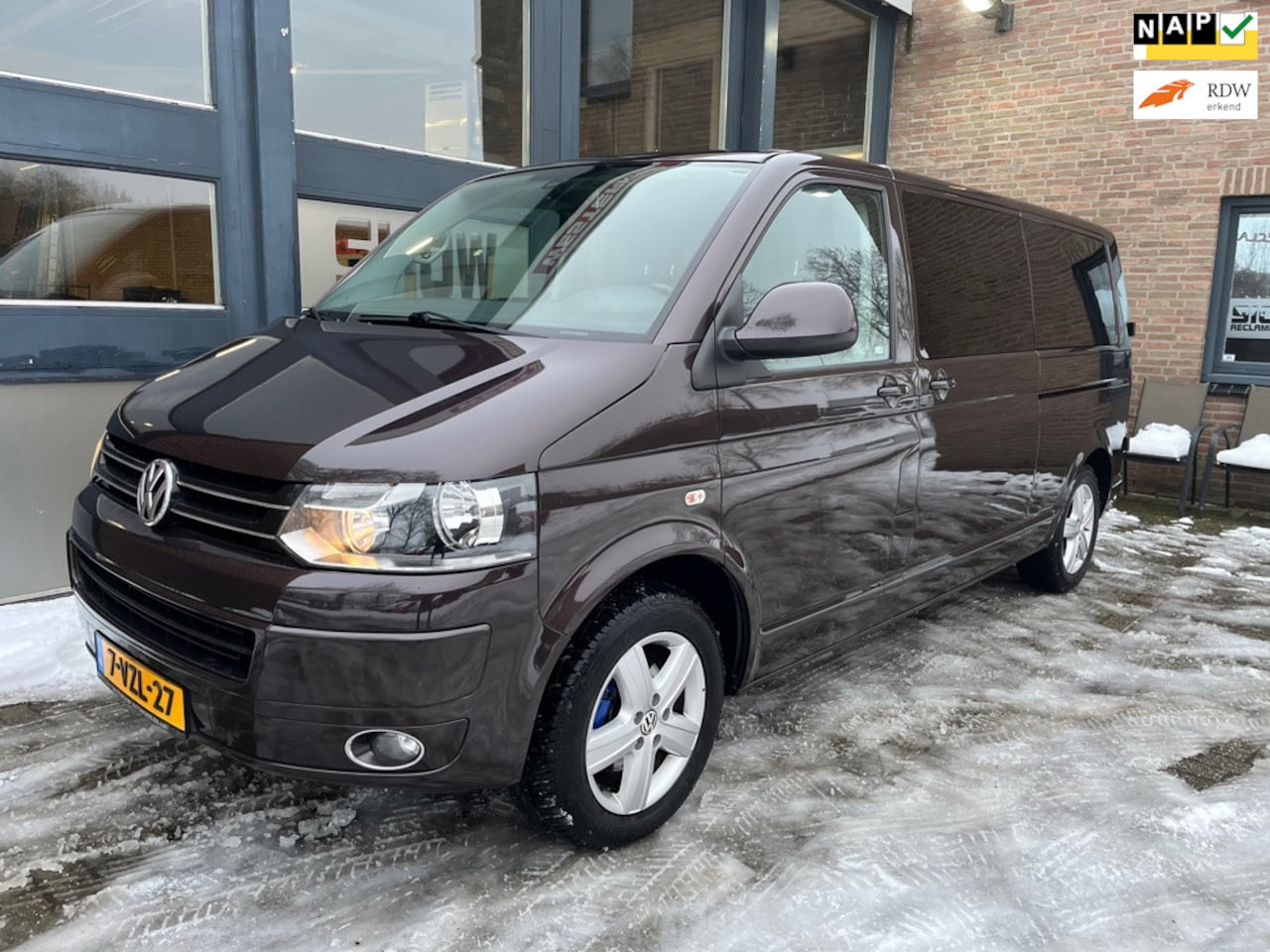 Volkswagen Transporter - 2.0 TDI L2H1 DC Highline Automaat - AutoWereld.nl