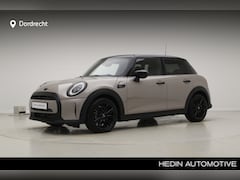 MINI Cooper - 5-deurs | Panorama | Piano Black | Camera | 17"