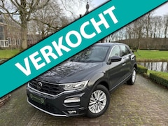 Volkswagen T-Roc - 1.0 TSI Style Bus | Navi | Carplay | Adpative Cruise |