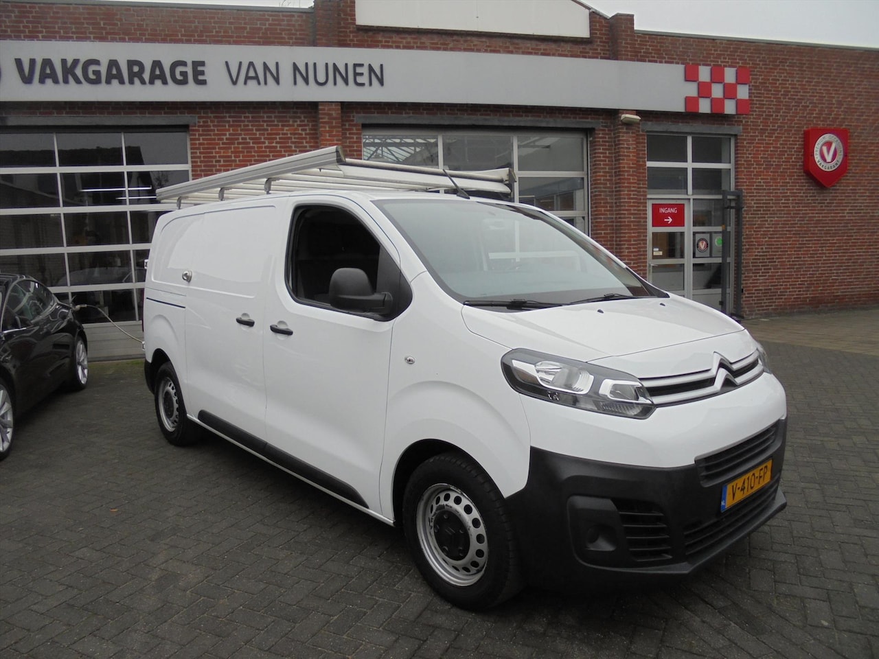 Citroën Jumpy - 2.0 HDi 120PK S&S 3-zit Comfort||Euro6||Trekhaak||Imperiaal|| - AutoWereld.nl