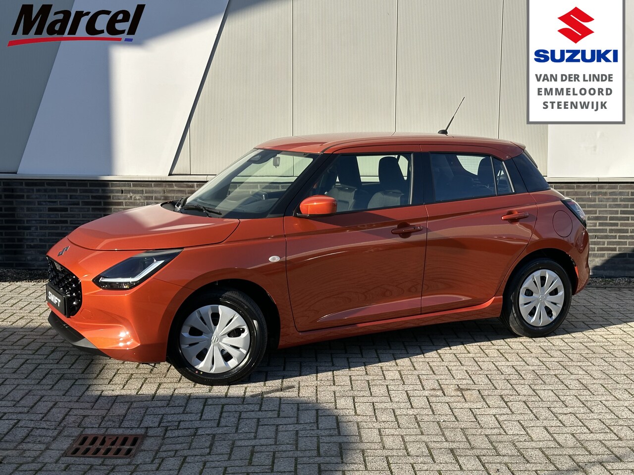 Suzuki Swift - 1.2 Comfort Smart Hybrid | Dode hoek | PDC | Navi | Ad Cruise | met € 2000,- Premie - AutoWereld.nl