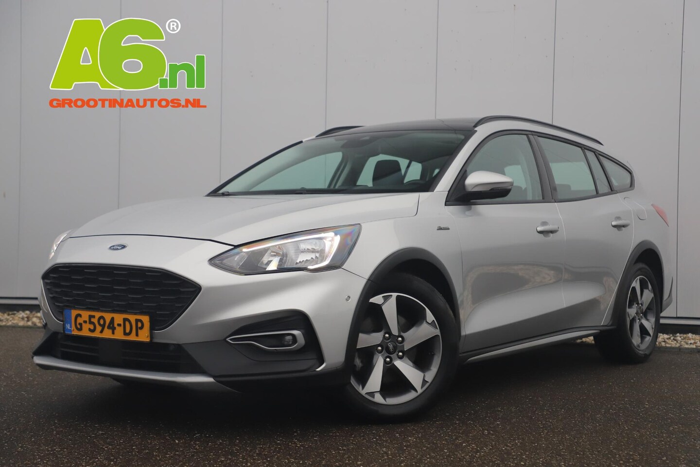 Ford Focus Wagon - 1.5 EcoBlue Active Business Panoramadak 17 inch LMV Navigatie Carplay Android LED Achterui - AutoWereld.nl