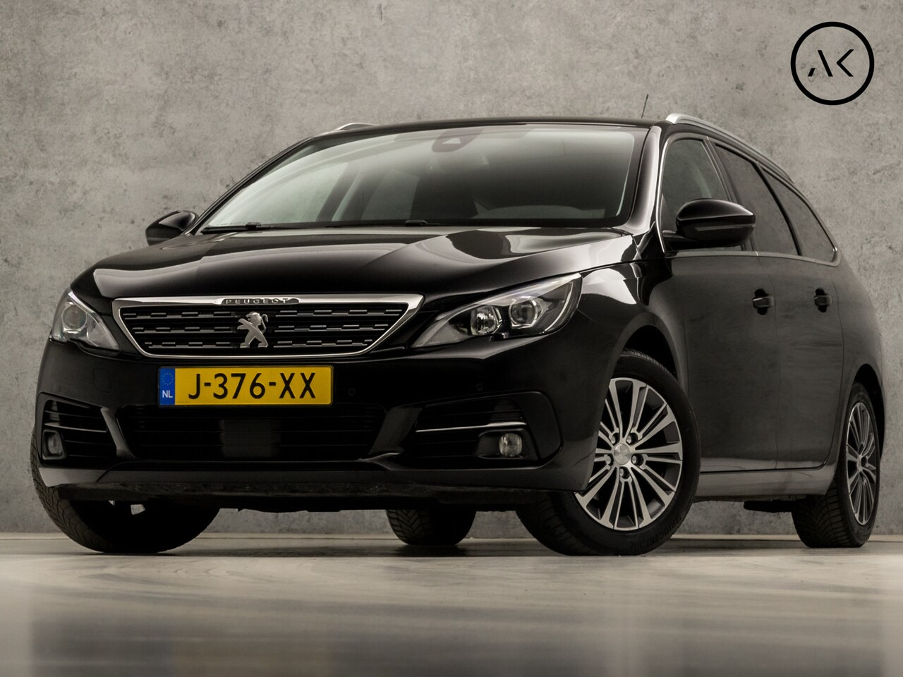 Peugeot 308 SW - 1.2 PureTech Sport (APPLE CARPLAY, GROOT NAVI, 360 CAMERA, GETINT GLAS, SPORTSTOELEN, TREK - AutoWereld.nl