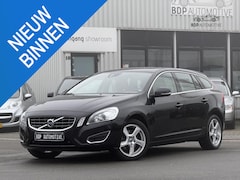 Volvo V60 - 1.6 T4 Summum AUTOMAAT/LEER/TREKHAAK