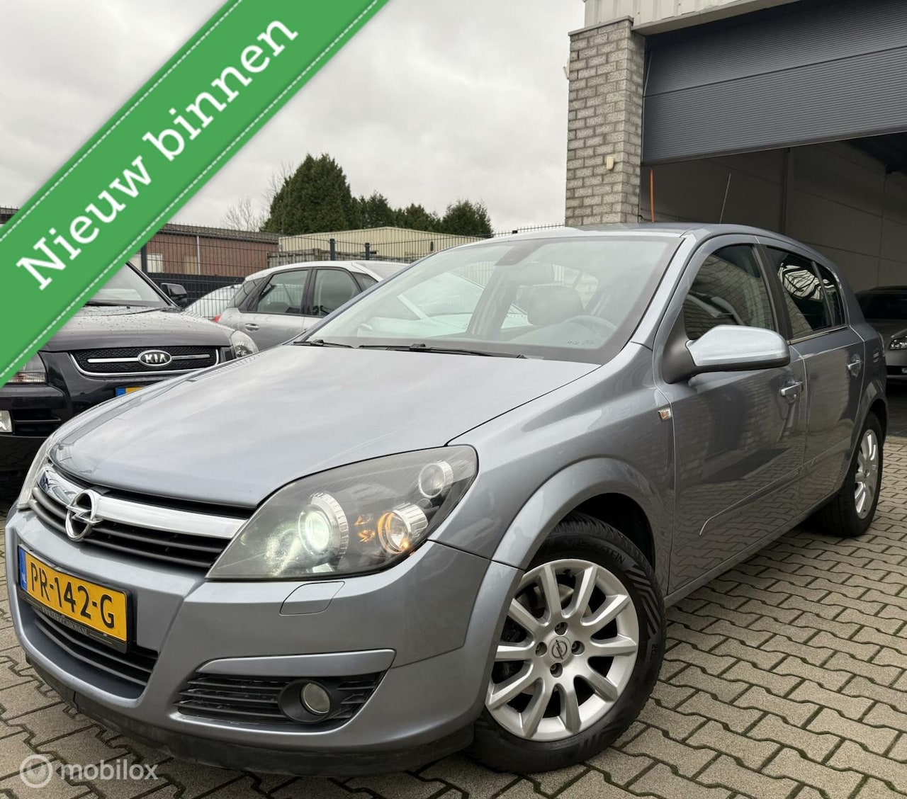 Opel Astra - 1.6 Enjoy / 123.000KM / Automaat / N.A.P - AutoWereld.nl