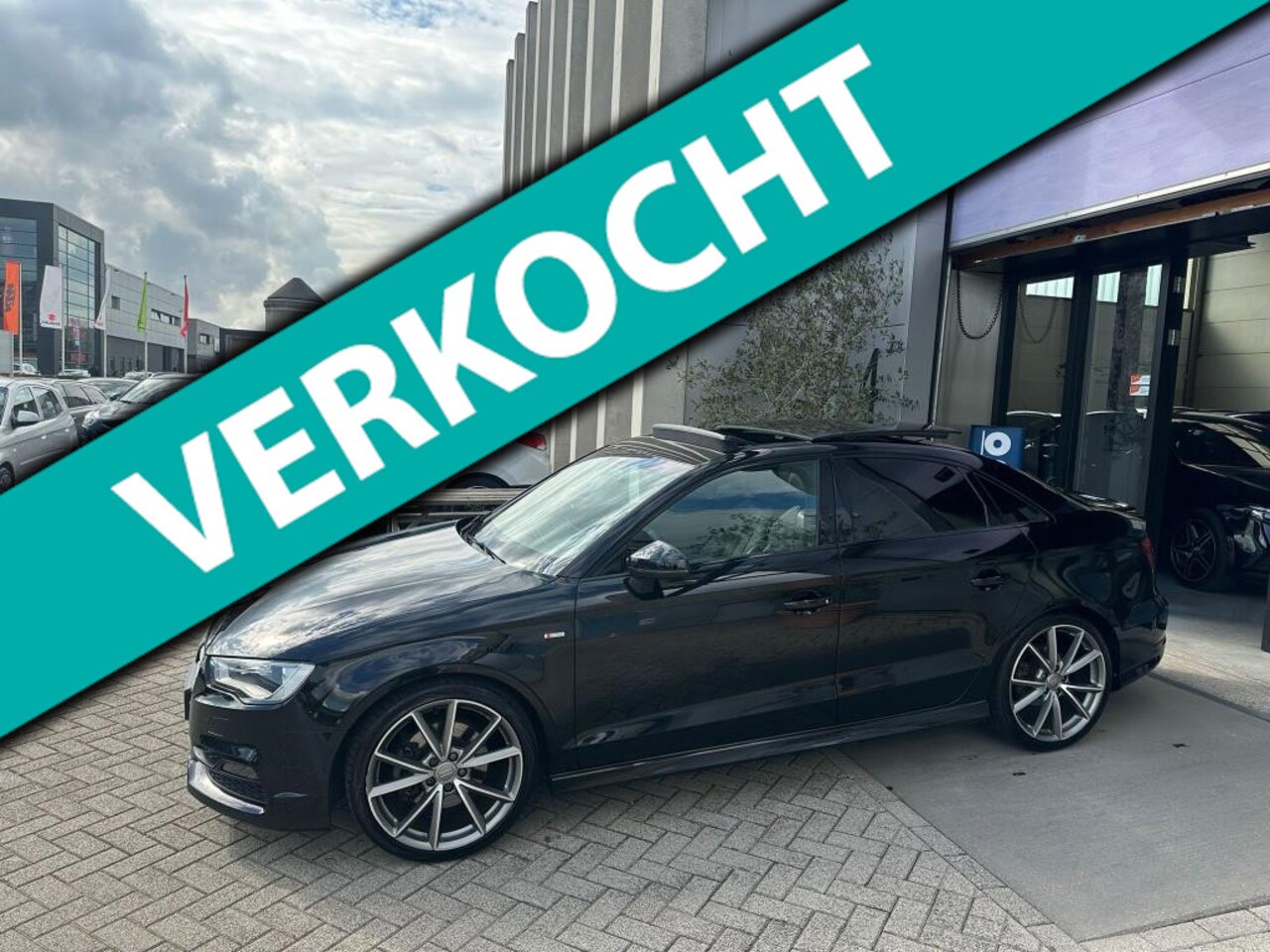 Audi A3 Limousine - 1.8 TFSI 3x S-Line! PANO! B&O! 19INCH! INRUIL MOGELIJK! - AutoWereld.nl