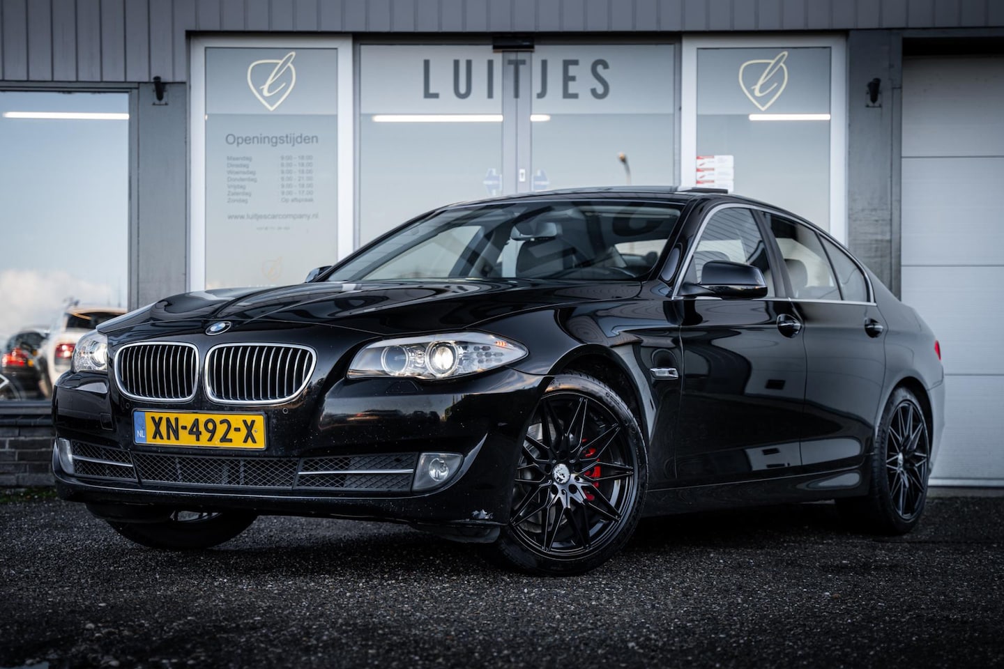 BMW 5-serie - 528i High Executive I Ketting=verv. I Schuifdak I 19'' I Leder I Stoel-memo I elek-achterk - AutoWereld.nl