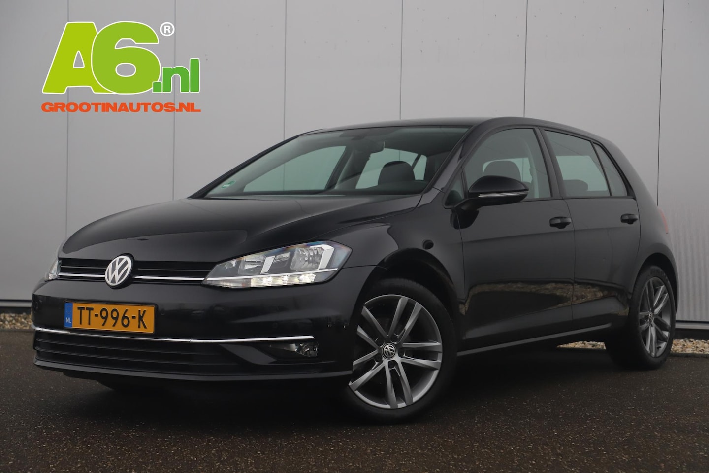 Volkswagen Golf - 1.0 TSI Comfortline Trekhaak 17 inch R Line Velgen Navigatie Carplay Android Bluetooth Ada - AutoWereld.nl