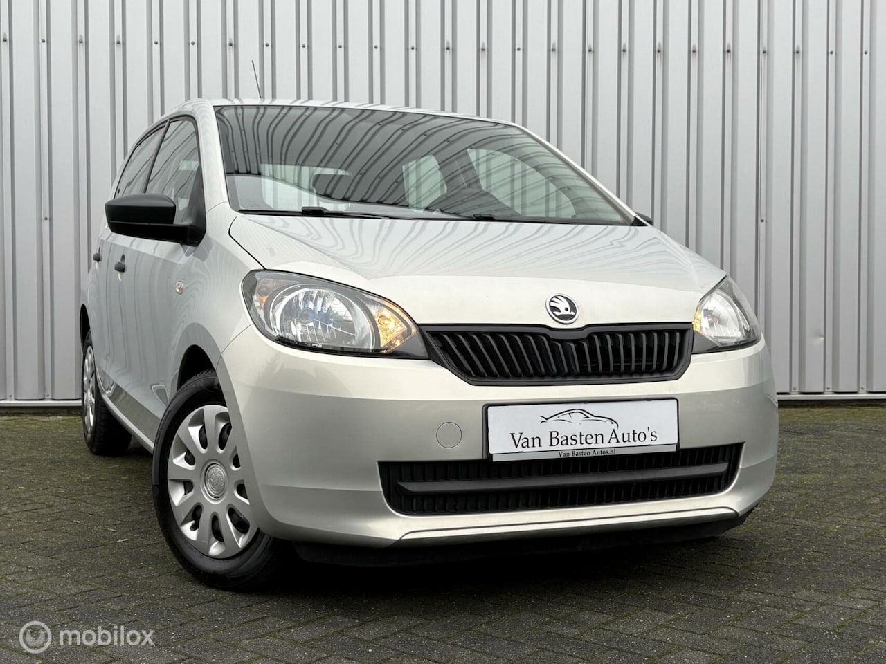 Skoda Citigo - 1.0 Greentech Active | Airco | 5 drs |75pk | 13 | Volledige historie - AutoWereld.nl