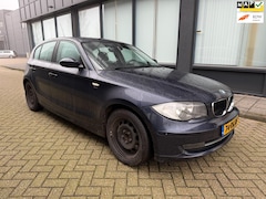 BMW 1-serie - 116i Business Line