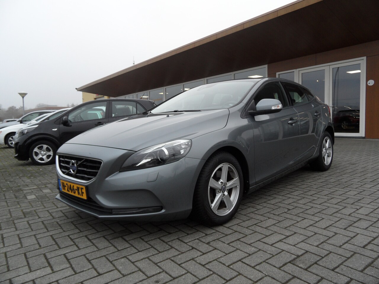 Volvo V40 - 1.6 T2 Kinetic 1.6 T2 Kinetic - AutoWereld.nl