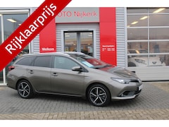 Toyota Auris - 1.8 Hybrid Dynamic Limited