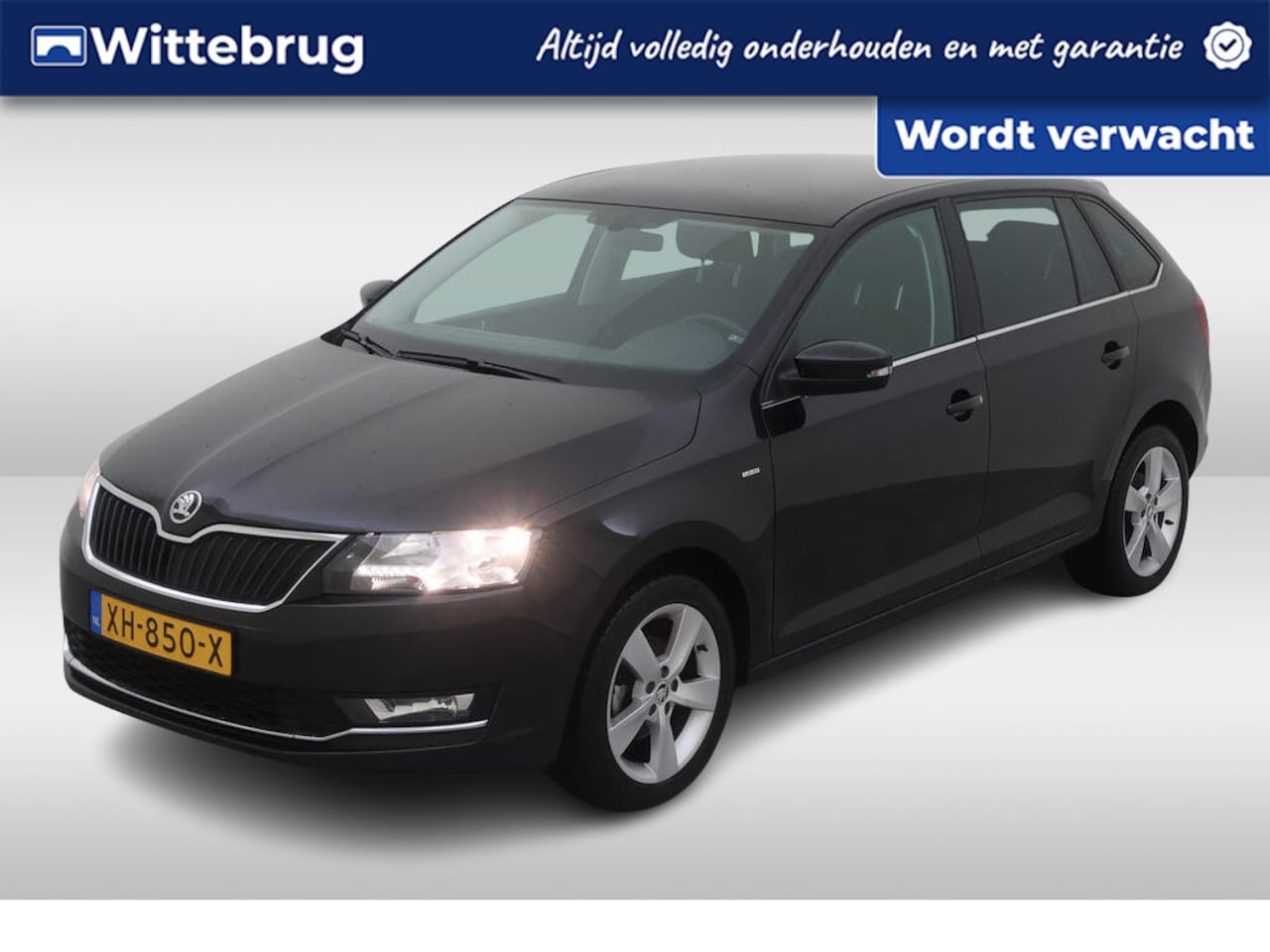 Skoda Rapid Spaceback - 1.0 TSI Greentech Clever Panoramadak / Clima / Parkeersensoren / Stoelverwarming / Bluetoo - AutoWereld.nl