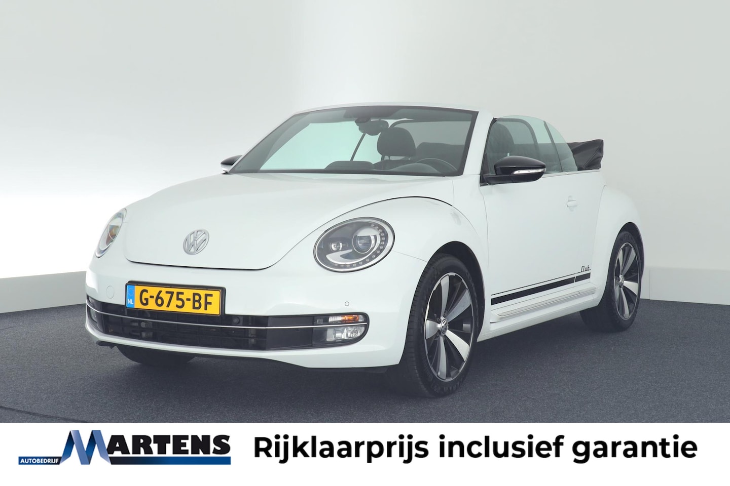 Volkswagen Beetle Cabriolet - 1.4 TSI 150pk DSG Club Stoelverwarming Fender Xenon Navigatie - AutoWereld.nl