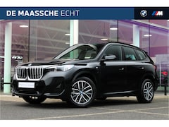 BMW X1 - xDrive25e Executive M Sport Automaat / Sportstoelen / Stoelverwarming / Adaptieve LED / Pa