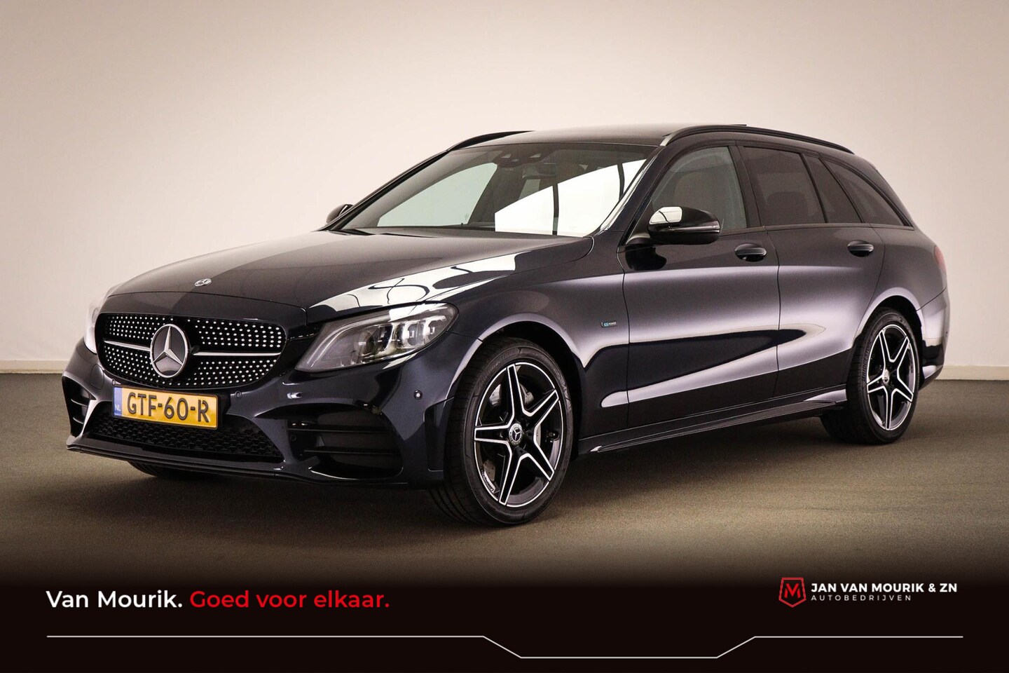 Mercedes-Benz C-klasse Estate - 300 e | AMG LINE | SFEERVERLICHTING | DAB | APPLE | DRAADLOZE LADER - AutoWereld.nl