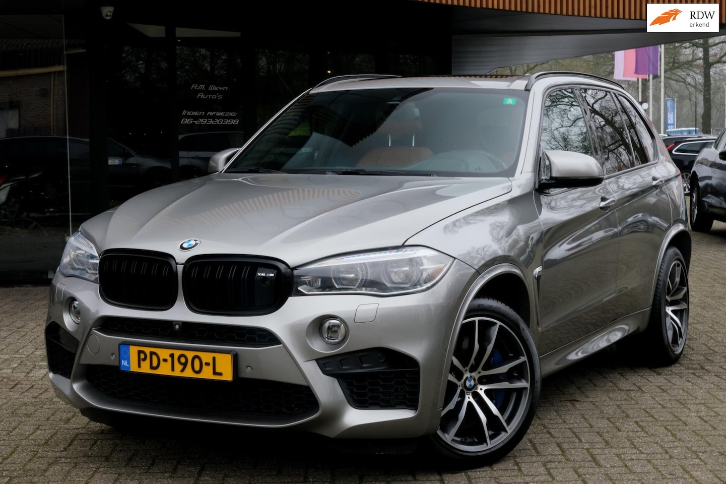 BMW X5 - M/Mist compressie op 1cil/Pano/HUD/Nachtzicht/HK - AutoWereld.nl