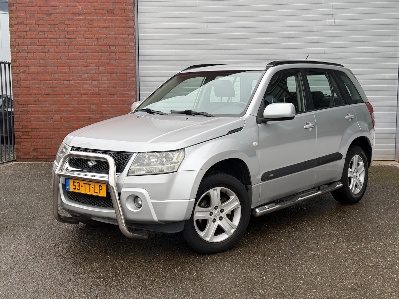 Suzuki Grand Vitara - 2.0-16V Exclusive| TREKHAAK| NAP| 4X4| AIRCO - AutoWereld.nl