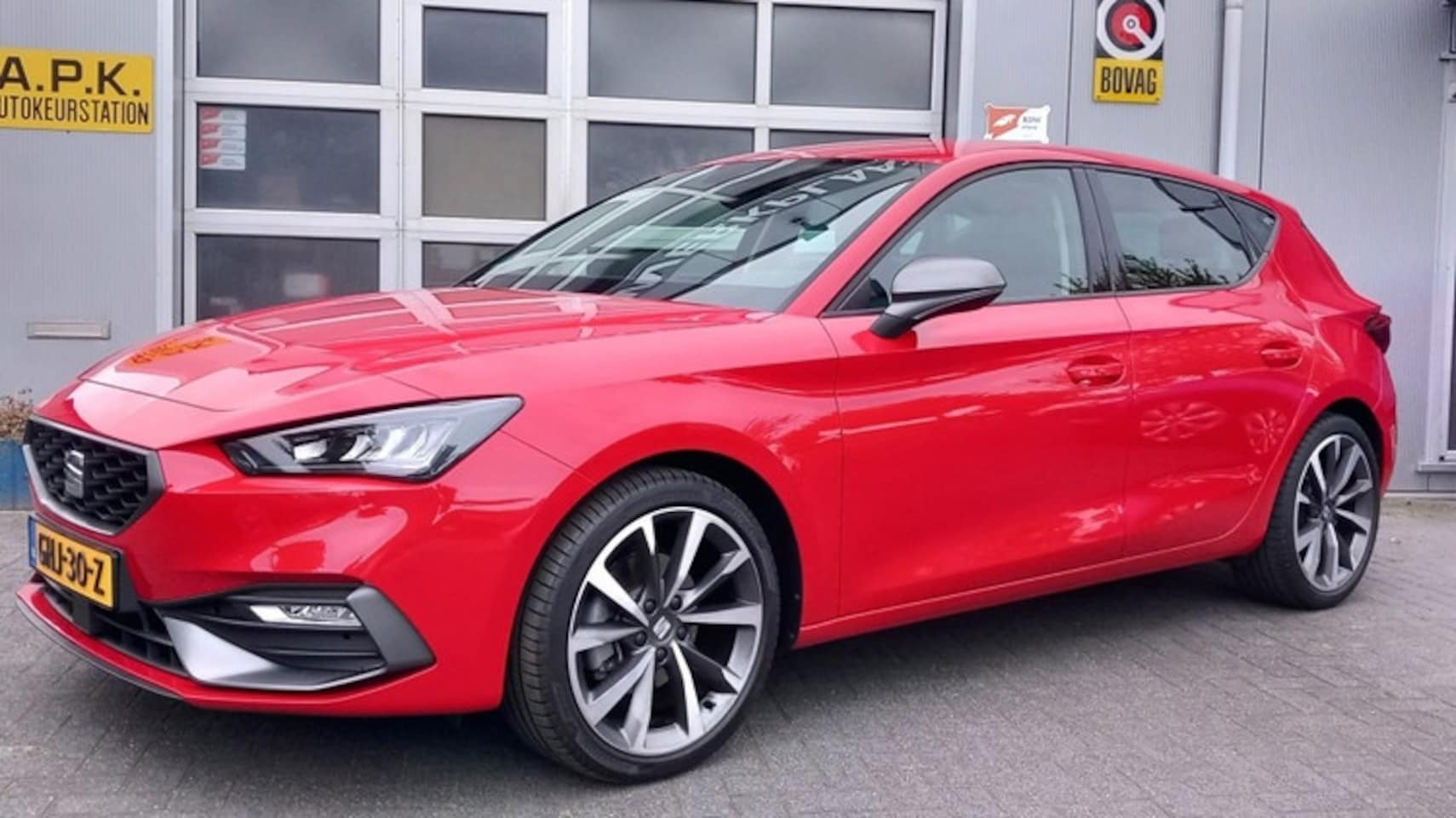 Seat Leon - 1.5 eTSI FR Business Intense *Led*Virtual-Dash*DSG*Navi* - AutoWereld.nl