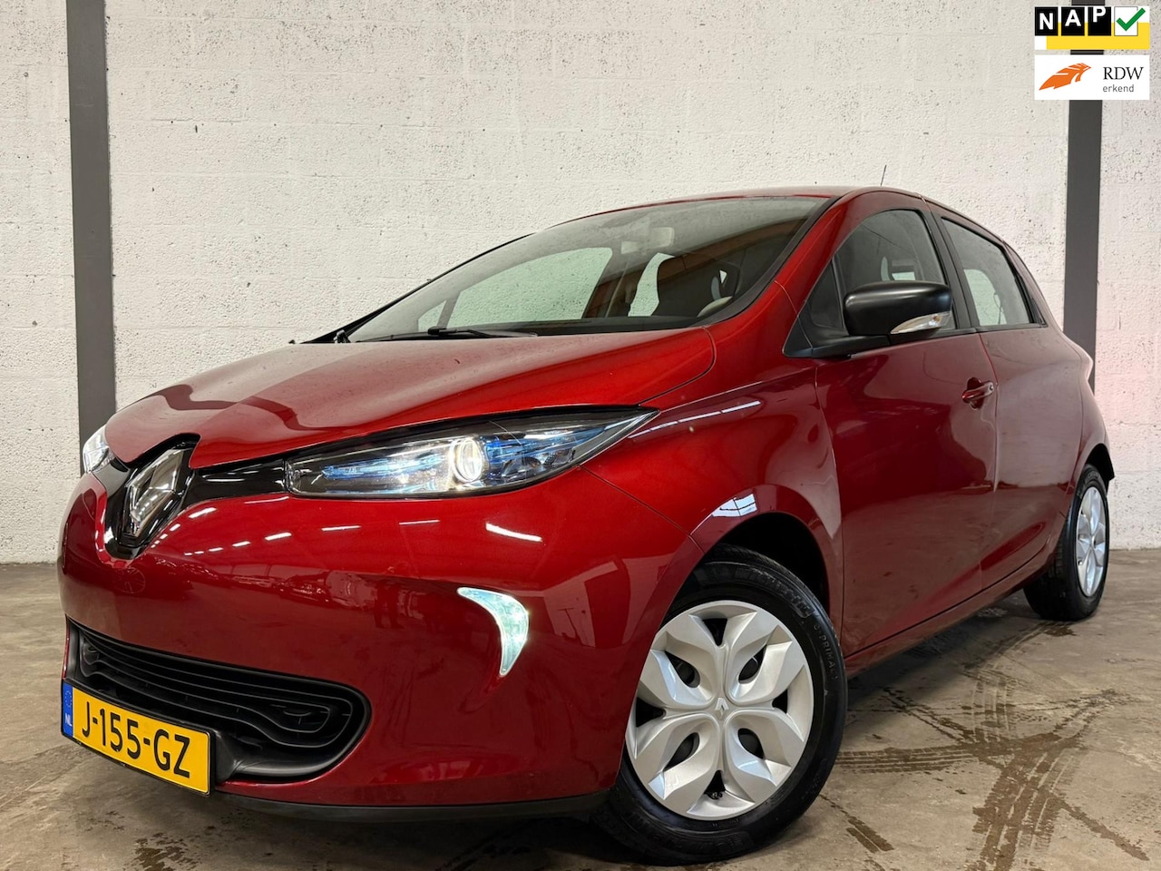 Renault Zoe - R90 Life 41 kWh (huur Accu) Navi|Cruise|Clima|Dealer Onderhouden!! - AutoWereld.nl