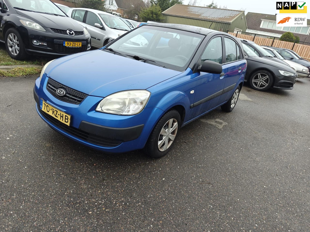 Kia Rio - 1.4 L 1.4 L - AutoWereld.nl