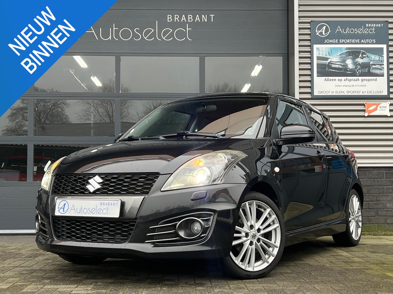 Suzuki Swift - 1.6 Sport Cruise Navi Bluetooth - AutoWereld.nl