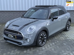 MINI Cooper S - Chili 2.0 Serious Business |Pano| 5 Deurs | Keyless |