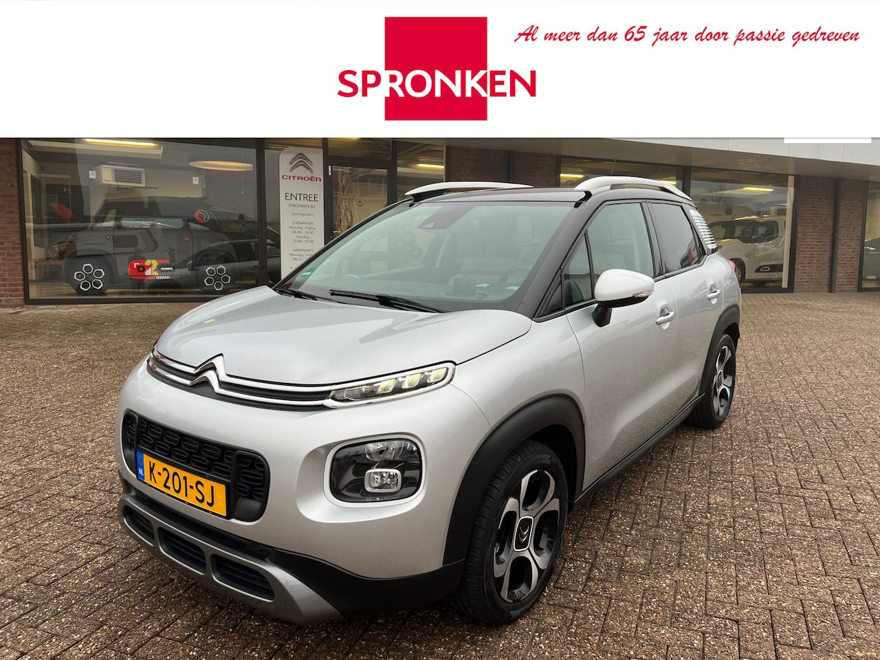 Citroën C3 Aircross - 1.2 PureTech S&S Shine Panoramadak-Camera-Navigatie - AutoWereld.nl