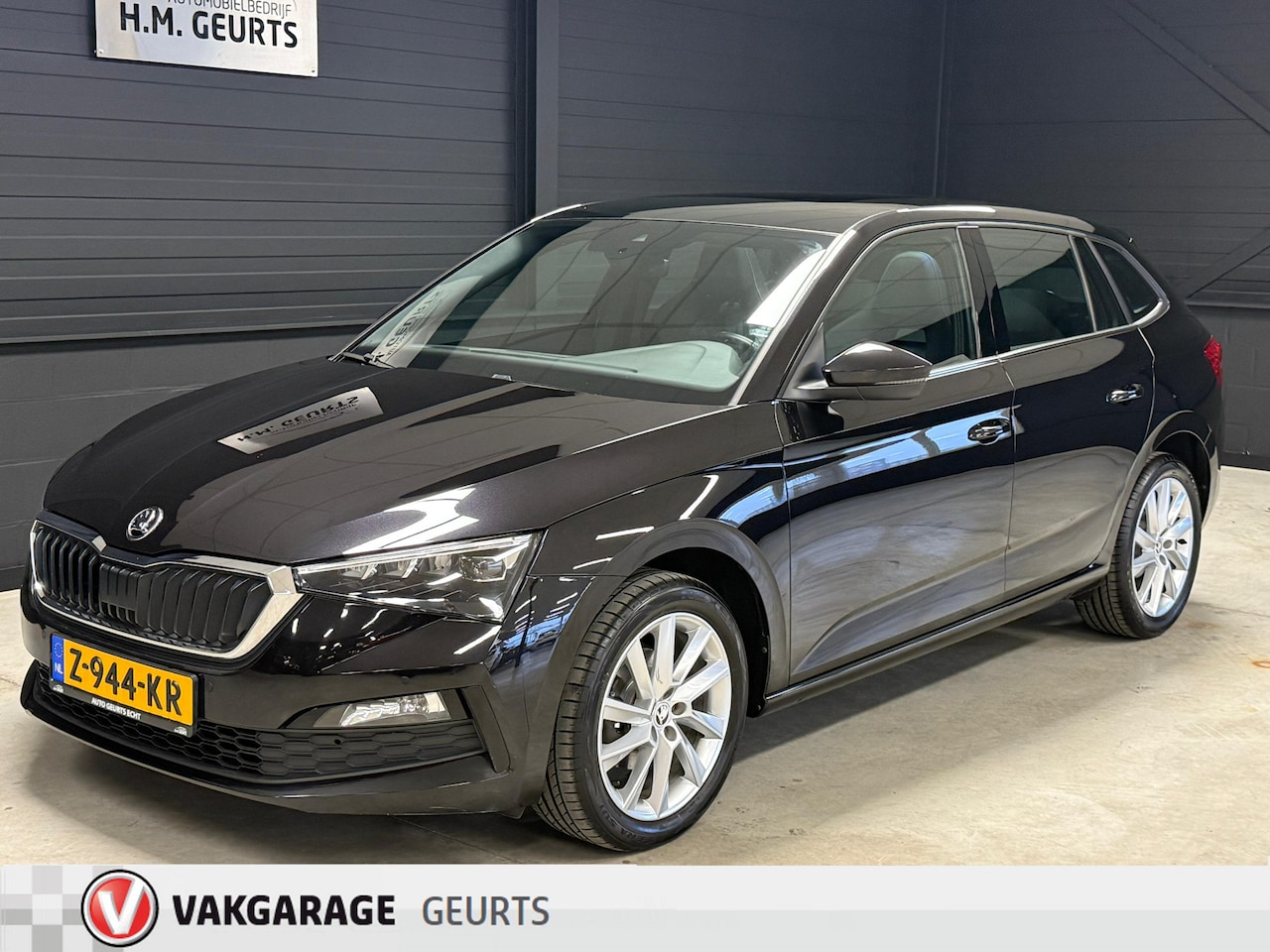 Skoda Scala - 1.5 TSI Automaat RS Seats Clima Carplay Led Sportief! - AutoWereld.nl