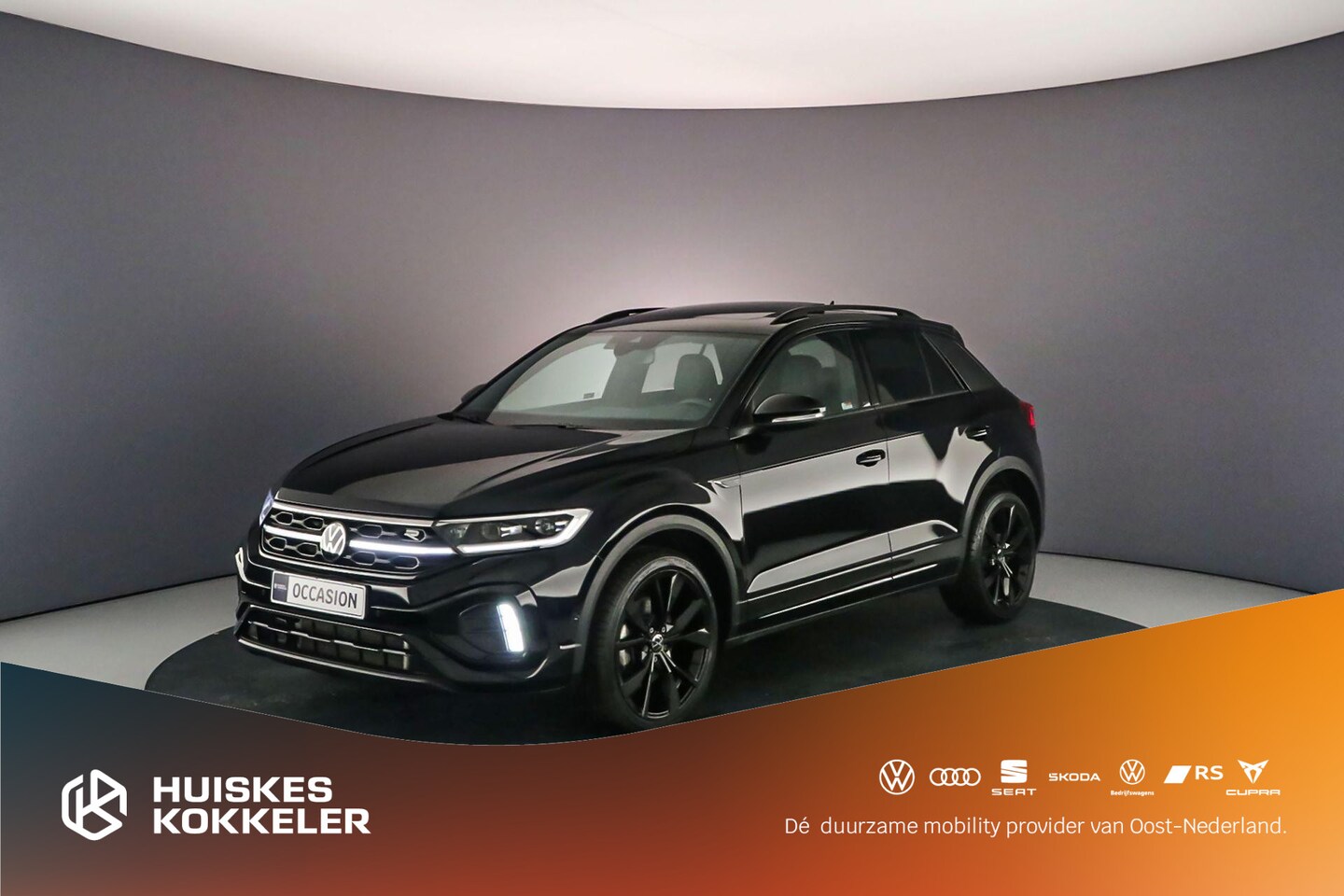 Volkswagen T-Roc - R-Line Business 1.5 TSI 150pk DSG Automaat Panoramadak, Adaptive cruise control, Elektrisc - AutoWereld.nl