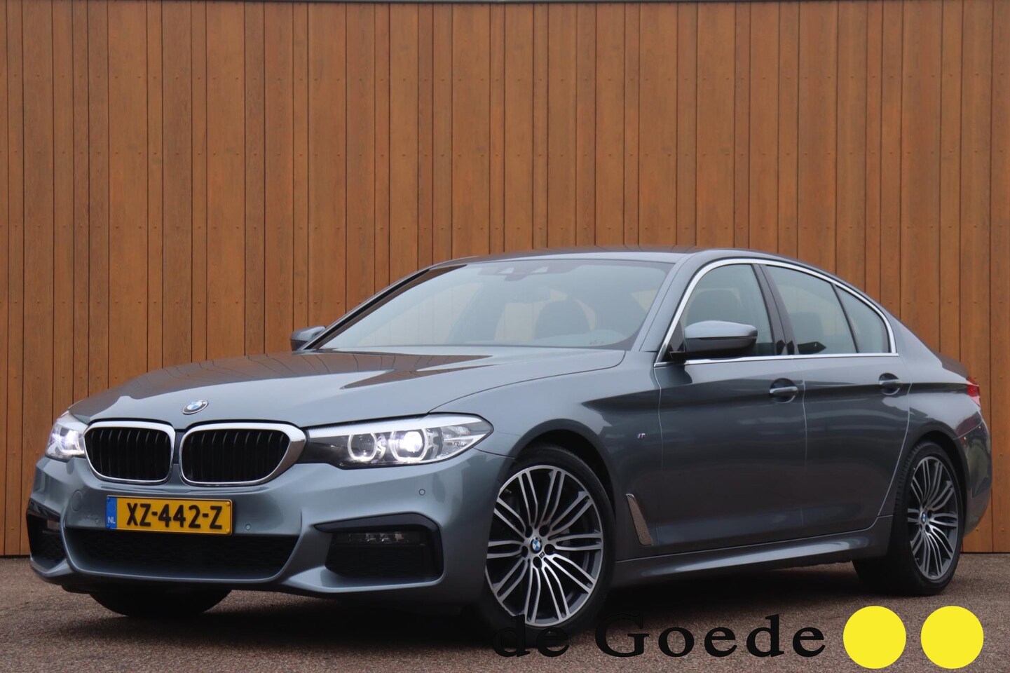 BMW 5-serie - 520i M-sport Executive Ed. Harman Kardon org. NL-auto - AutoWereld.nl