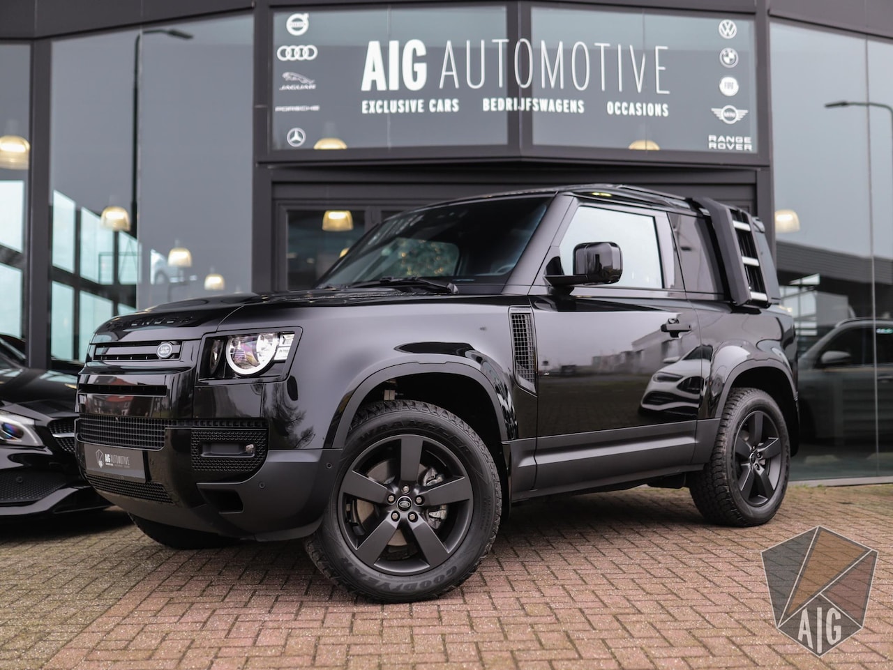 Land Rover Defender Hard Top - 3.0 D200 90 MHEV S | Grijs Kenteken | Trekhaak | 360º Camera | Stoelverw. | Leder - AutoWereld.nl