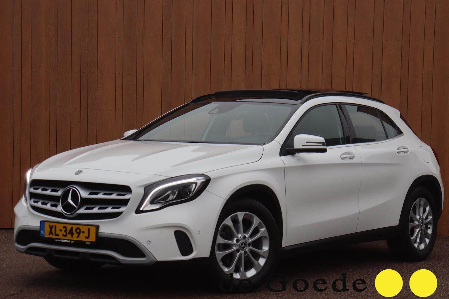 Mercedes-Benz GLA-Klasse - 180 Business Sol. org. NL-auto el.schuif-panoramadak - AutoWereld.nl