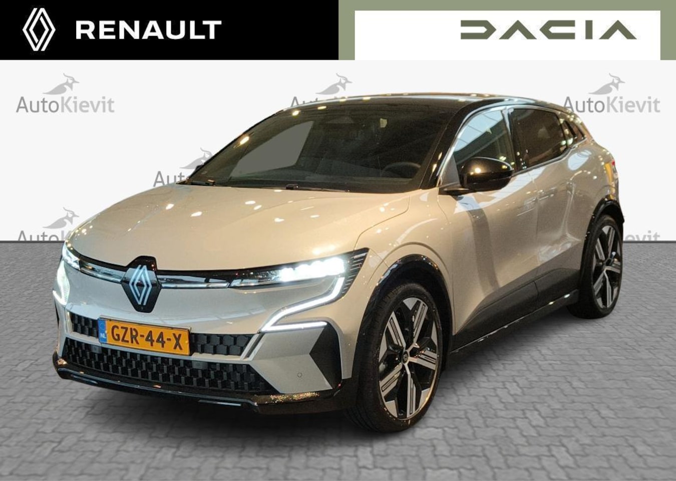 Renault Mégane E-Tech - Comfort Range Iconic 60 kWh - pack advanced drive assist & augmented vision - AutoWereld.nl