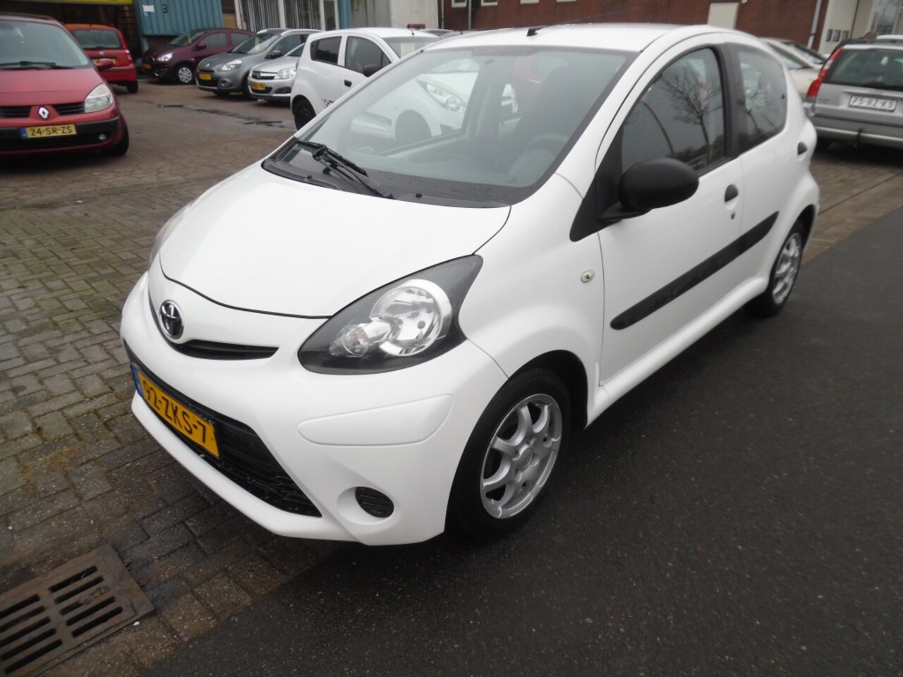 Toyota Aygo - apk 1.26 1.0 VVT-i Comfort airco - AutoWereld.nl