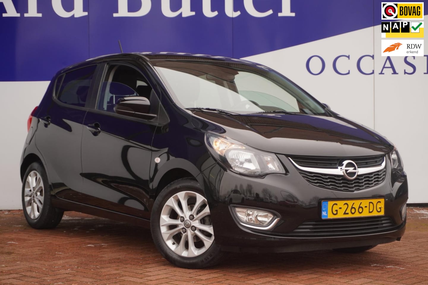 Opel Karl - 1.0 ecoFLEX Innovation+Stoel/Stuur-verwarm.+Leder+Navi-Apple-Play+parkeer-Hulp = TOP ONDER - AutoWereld.nl