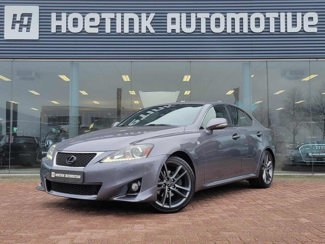 Lexus IS - 250 F-Sport Line | Apple car play | Stoelverwarming | Cruise - AutoWereld.nl