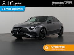 Mercedes-Benz A-klasse - 180 Star Edition AMG Line | Panoramadak | Sfeerverlichting | 19" Multispaaks | Achteruitri