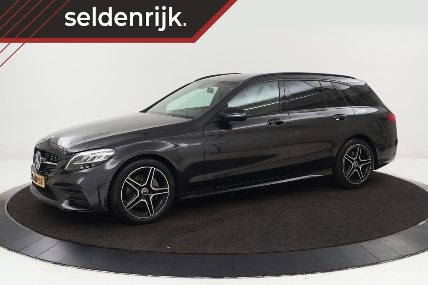 Mercedes-Benz C-klasse - 160 AMG Night | Trekhaak | Leder | Stoelverwarming | Camera | Navigatie | Full LED | Park - AutoWereld.nl