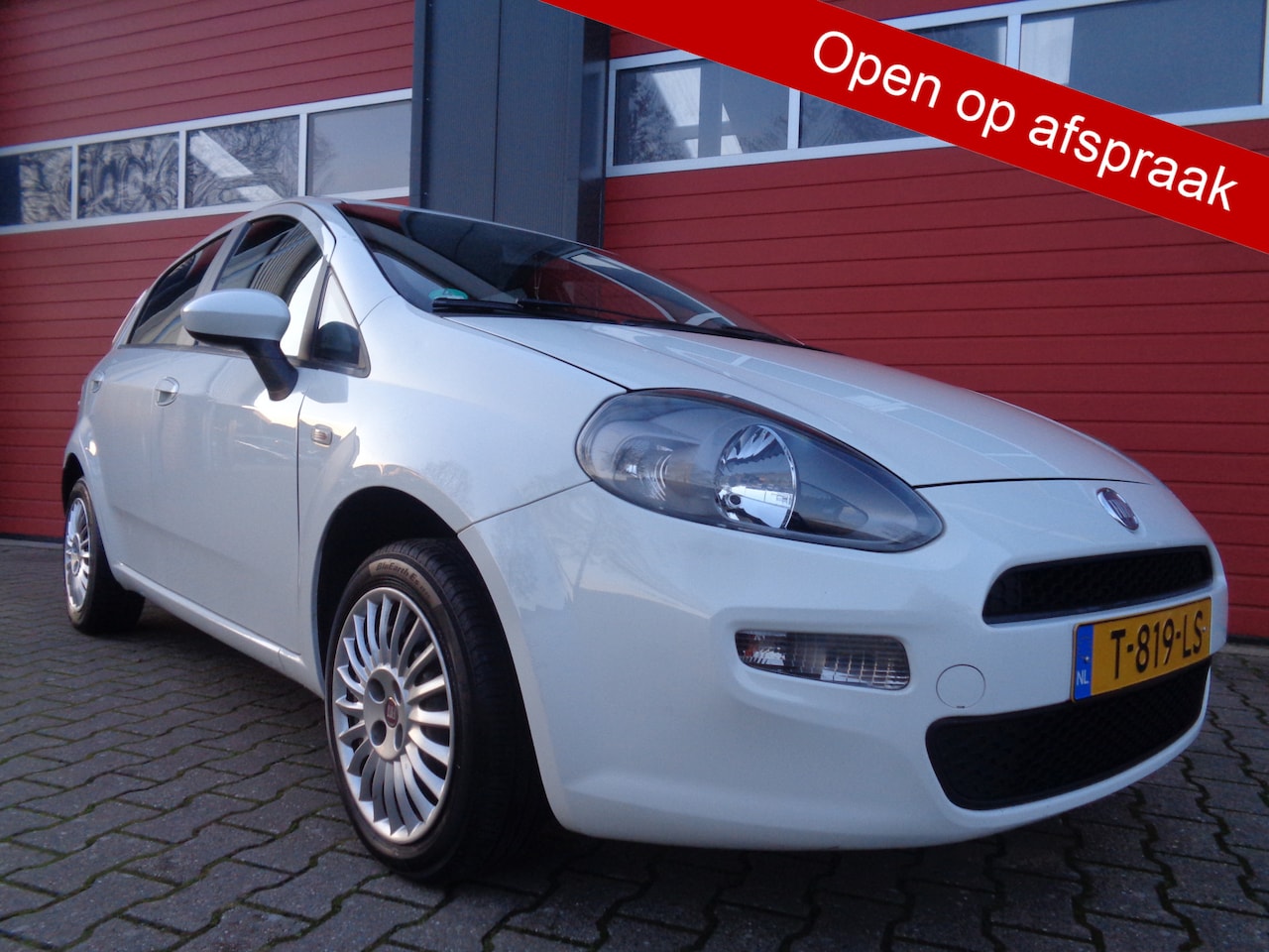 Fiat Punto Evo - 1.2 Active Airco 129Dkm 5DEURS BWJ 2012 - AutoWereld.nl