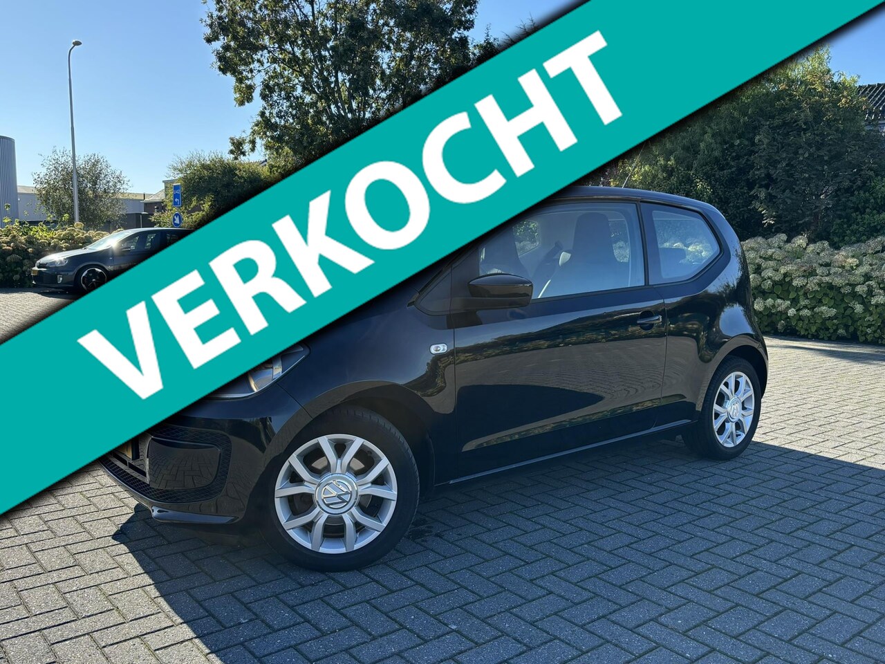 Volkswagen Up! - 1.0 move up! BlueMotion | navi | Airco | - AutoWereld.nl