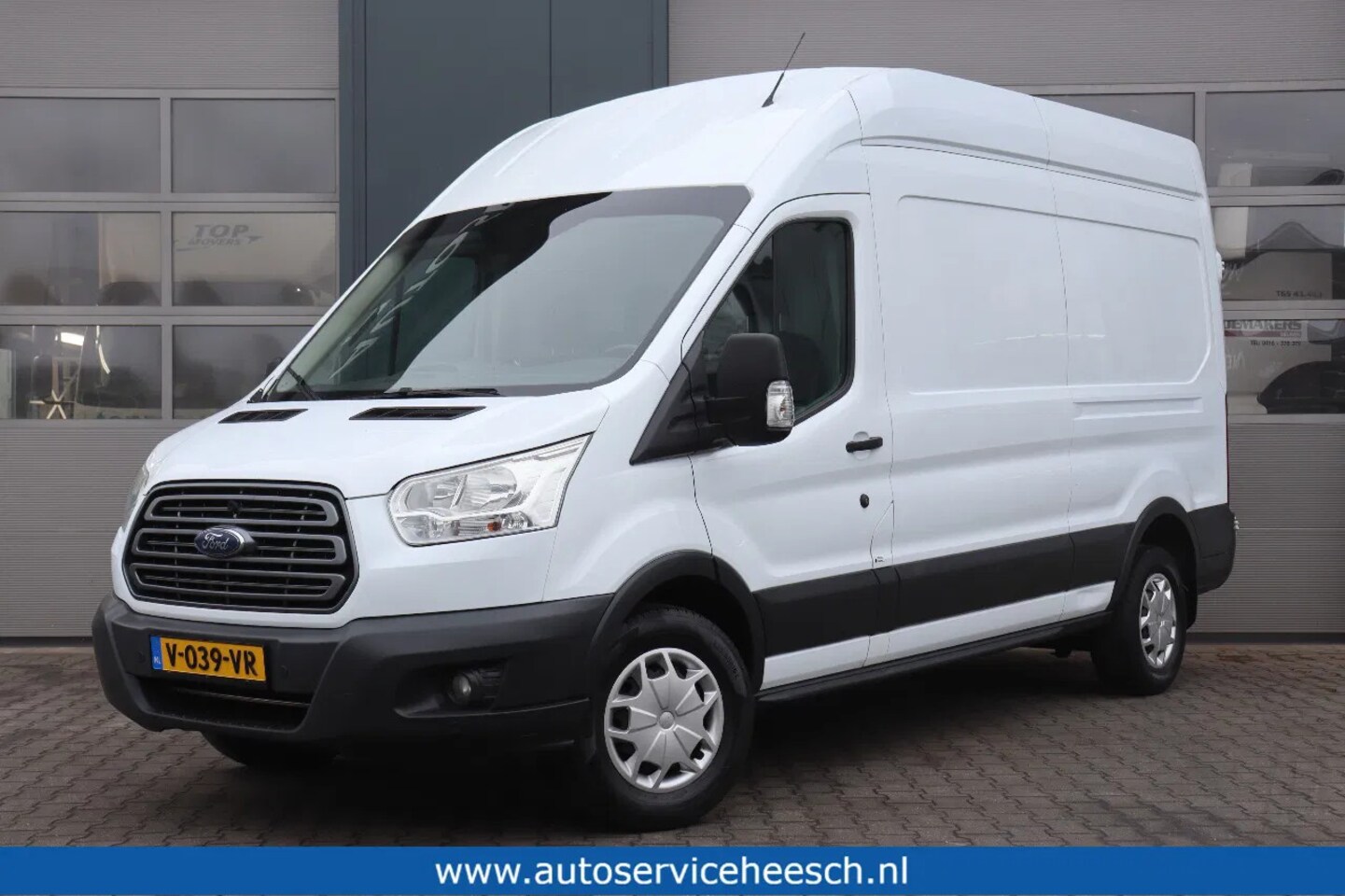 Ford Transit - 2.0 TDCi 170PK L3H3 l AIRCO l TREKHAAK l PDC l CRUISE CONTROL - AutoWereld.nl